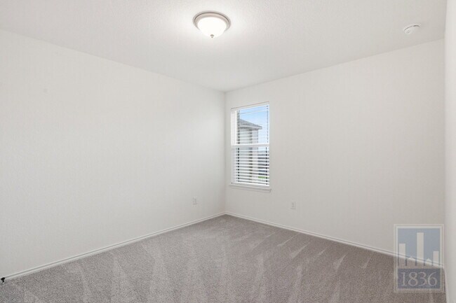 Building Photo - 7812 Song Sparrow Dr.