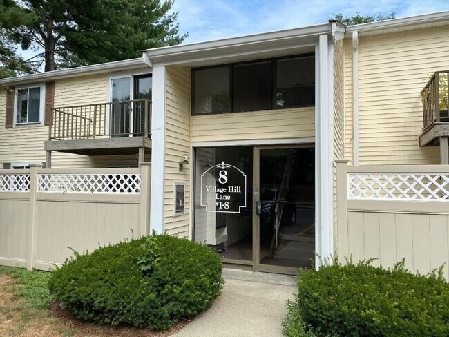 Building Photo - 8 Village Hill Ln
