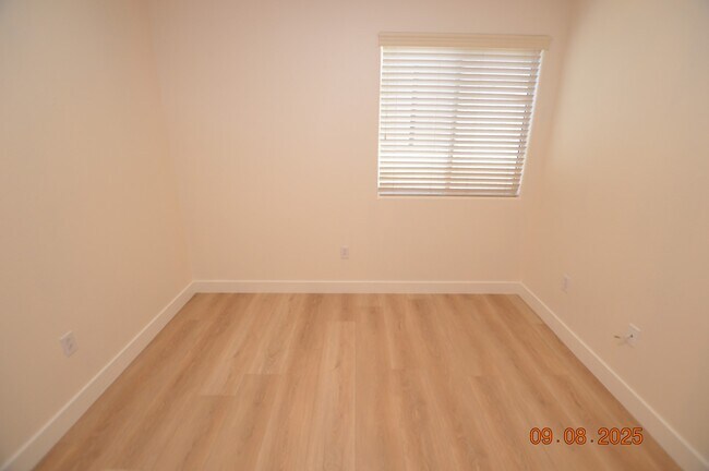 Building Photo - 5647 Merced St