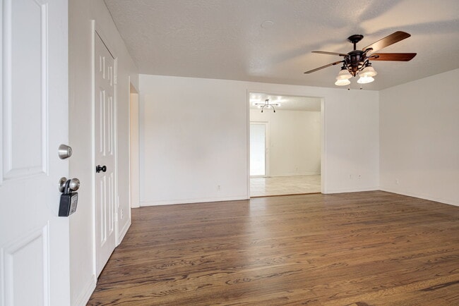 Building Photo - 1318 Glenwood St