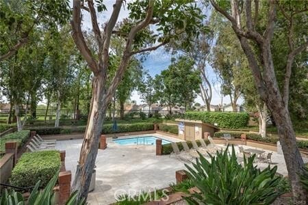 Building Photo - 7 Heather