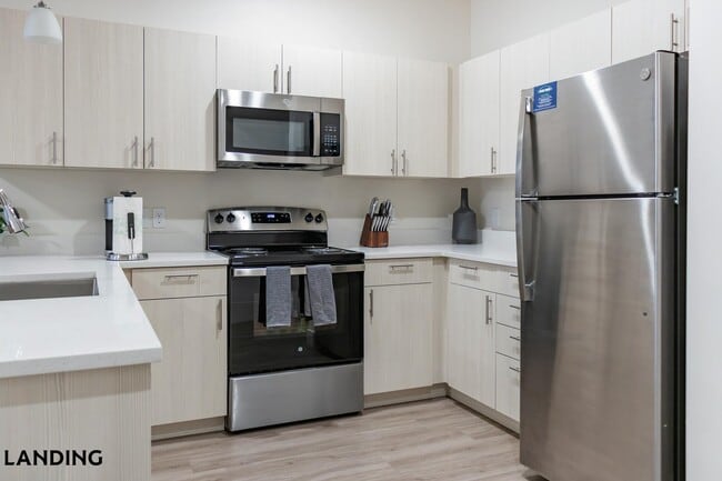 Building Photo - 2201 S 900 E