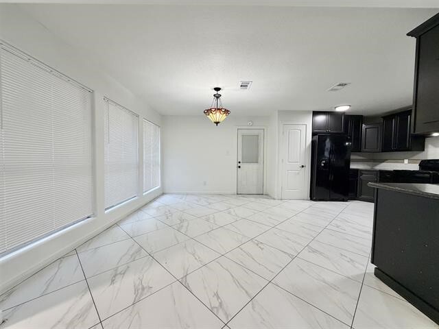 Building Photo - 6360 Forest Trail Cir