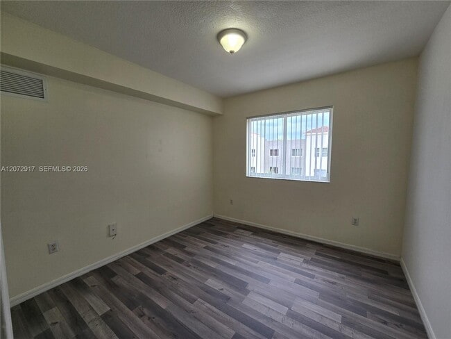 Building Photo - 11060 SW 196th St