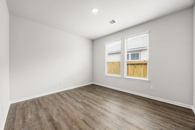 Building Photo - 11323 Cora Ln