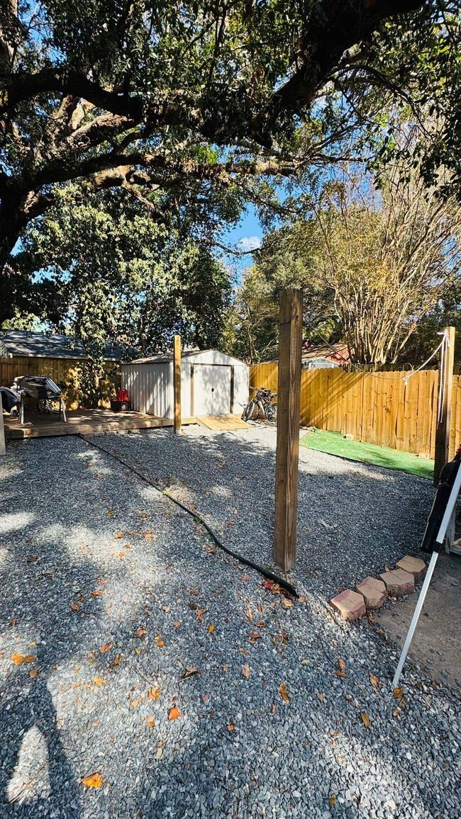 Building Photo - 2348 Merrigan Pl