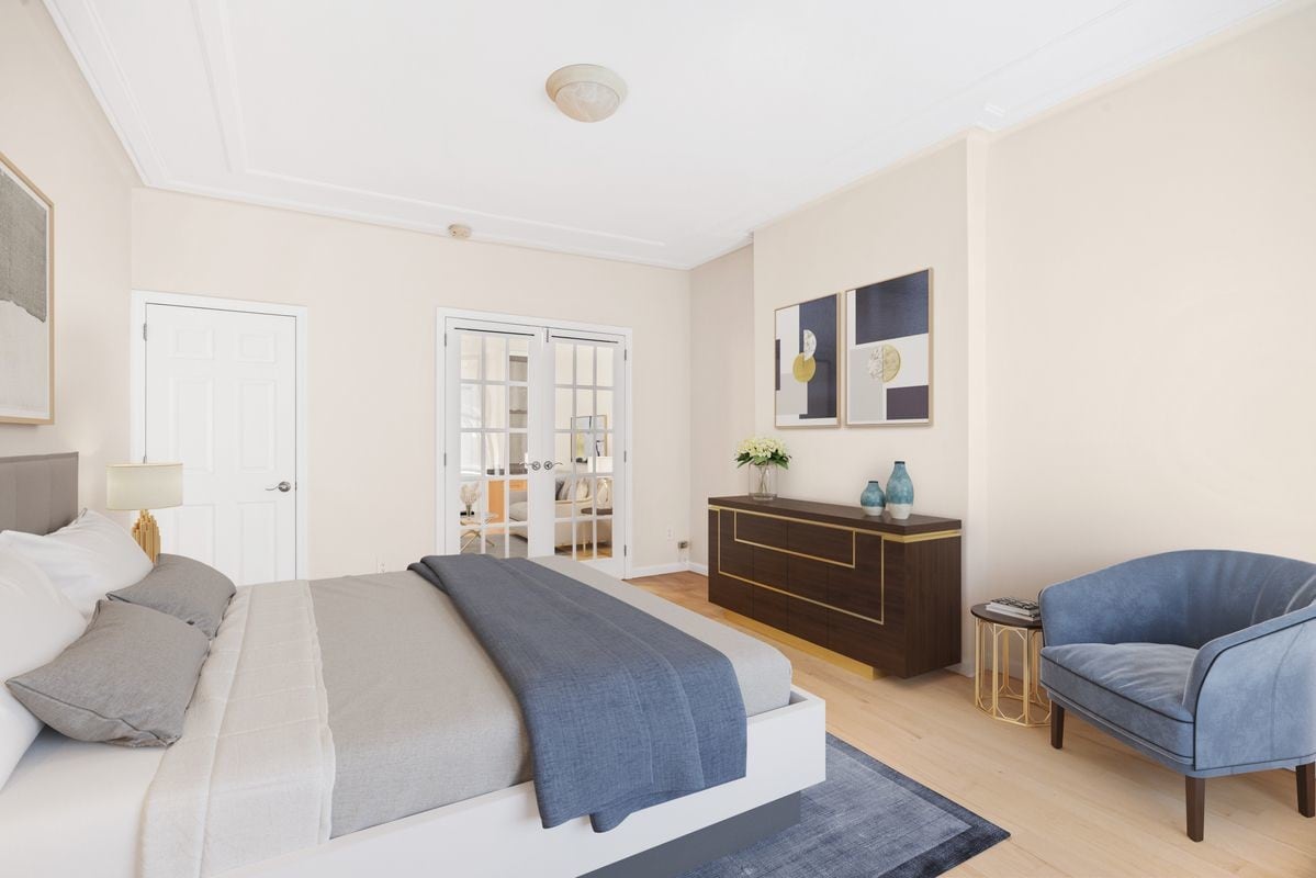 Building Photo - 111 E 89th St