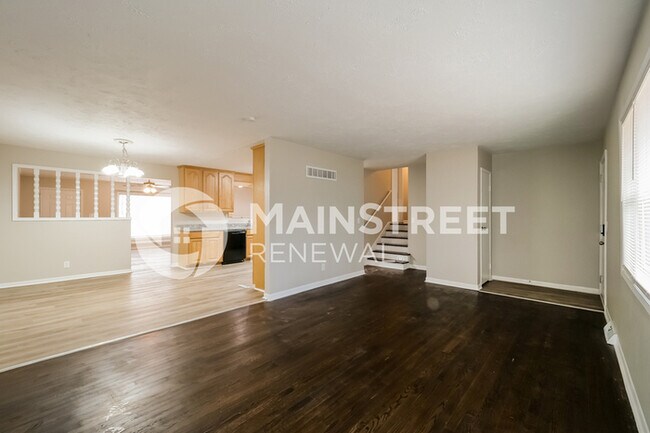 Building Photo - 7960 NE 56th St