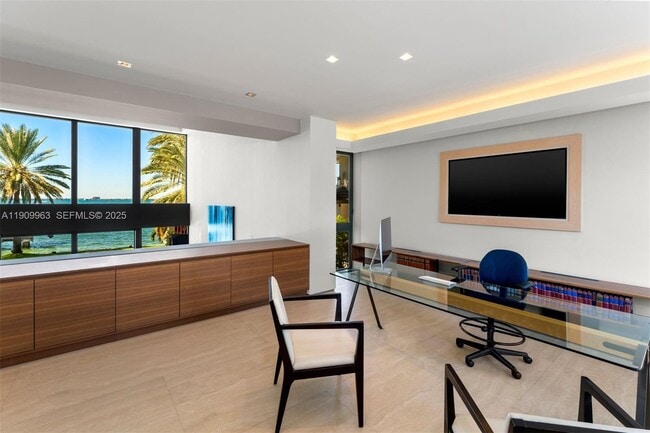 Building Photo - 360 Harbor Dr