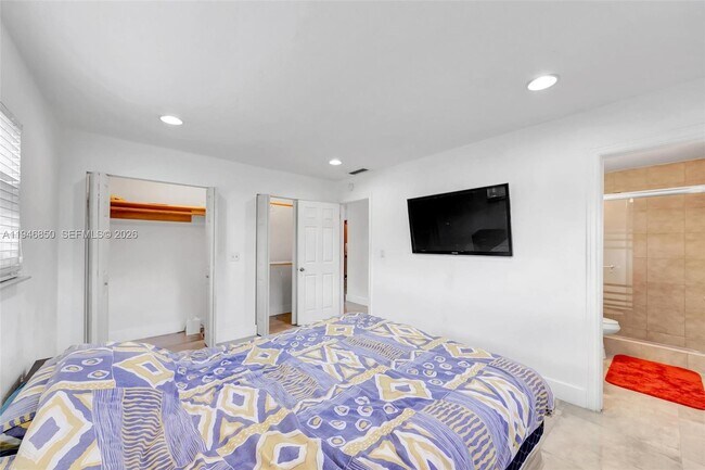 Building Photo - 4530 SW 54th St