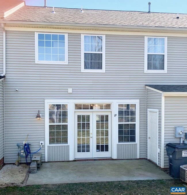Building Photo - 1024 Somer Chase Ct