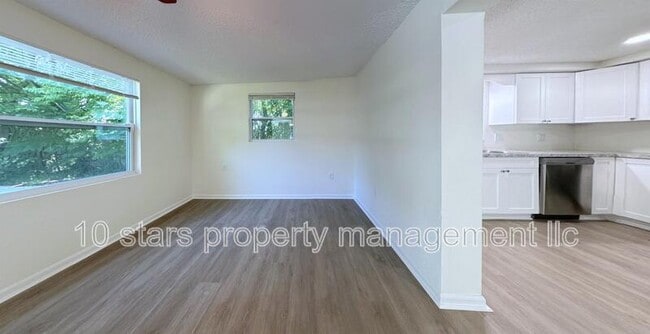 Building Photo - 5707 Quist Dr
