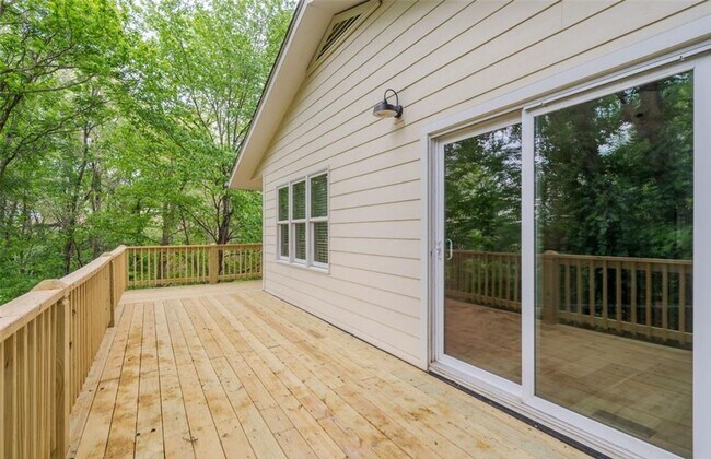 Building Photo - Ranch 3BR-2BA Single-Family House - Washington MO 63090
