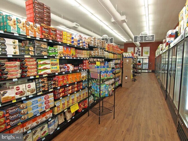 Building Photo - 8205 Grubb Rd