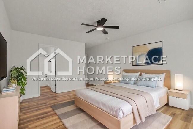 Building Photo - 5415 Glen Haven Dr