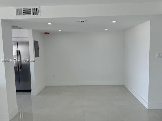 Building Photo - 18021 Biscayne Blvd