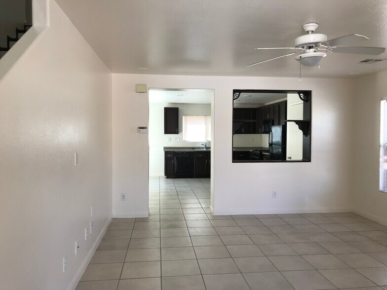 Building Photo - 8303 Black Opal St