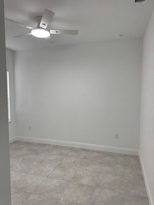 Building Photo - Built in 2025 Citrus Springs