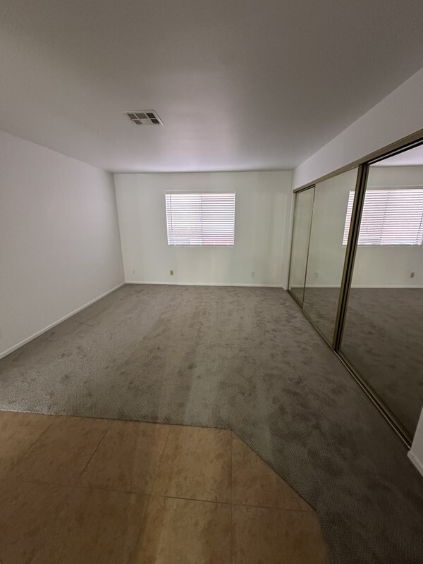 Building Photo - 874 Mesquite Springs Dr