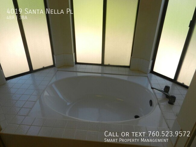 Building Photo - 4019 Santa Nella Pl