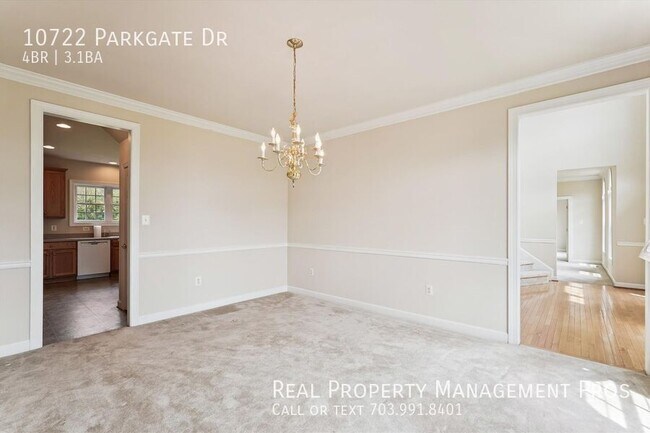 Building Photo - 10722 Parkgate Dr