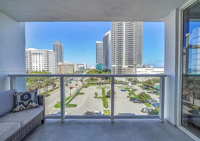 Building Photo - 1880 S Ocean Dr