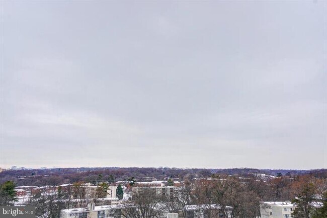 Building Photo - 1836 Metzerott Rd