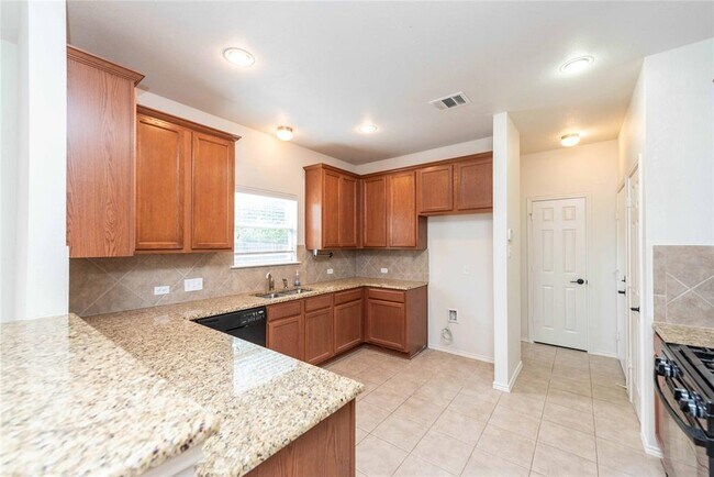 Building Photo - 10502 Wylie Dr