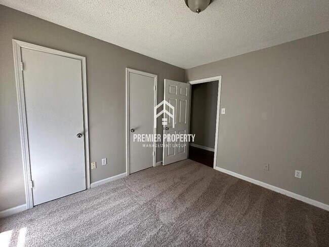 Building Photo - 3778 Kennings Dr
