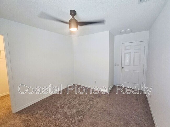 Building Photo - 16073 Sonoma Grv Cir