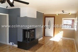 Primary Photo - 202 E Dean Ave