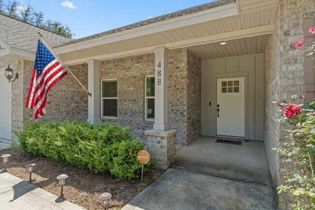 Building Photo - 48B Longwood Drive