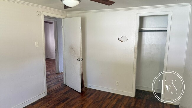 Building Photo - RATE DROP ALERT (was $1600/month)!