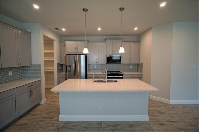 Building Photo - 6016 Grand Sonata Ave