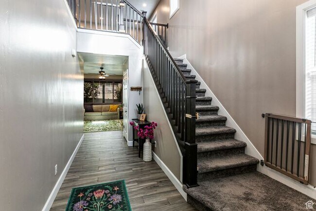 Building Photo - Awesome upgraded House w 2 car attached