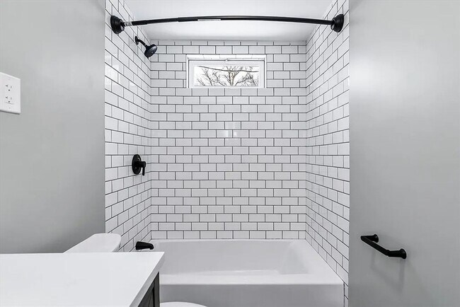 Building Photo - Beautifully Renovated 3-Bedroom Home in Woburn – $3,999.00/mo