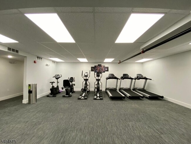 Building Photo - 22 Center St