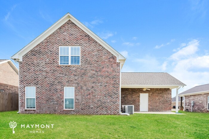 Building Photo - 15646 Landview Ln
