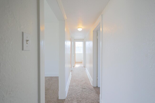 Building Photo - 3103 N Taylor Ave