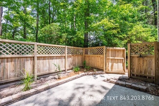 Building Photo - 11 Rudwick Cir