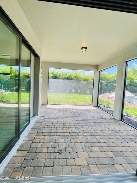 Building Photo - 1962 Tripletail Ln