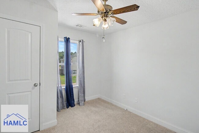 Building Photo - 965 Meloney Dr