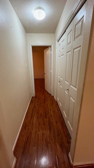 Building Photo - 5434 Cinnamon Lake Dr