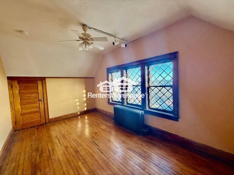 Building Photo - 669 17th St