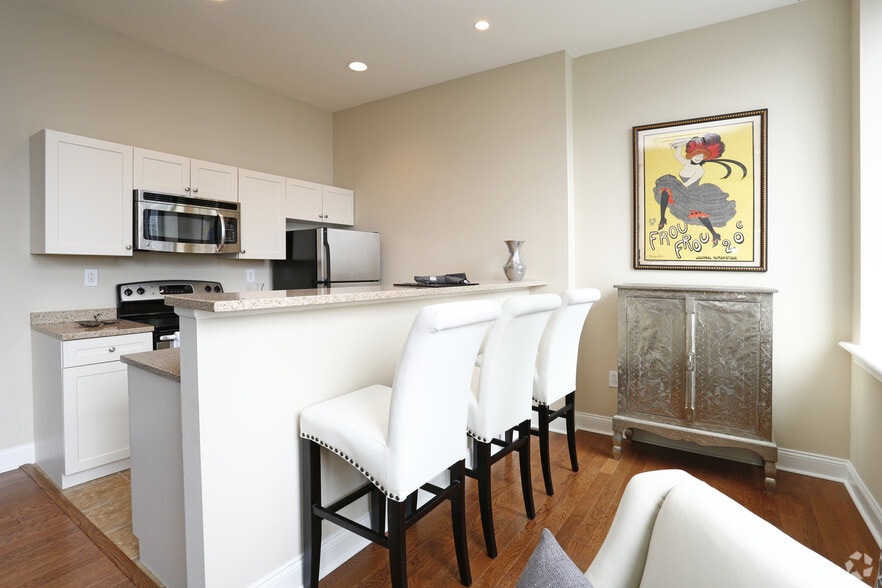 201 Stanwix Street Apartments