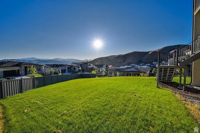 Building Photo - 1722 Oakridge Cir