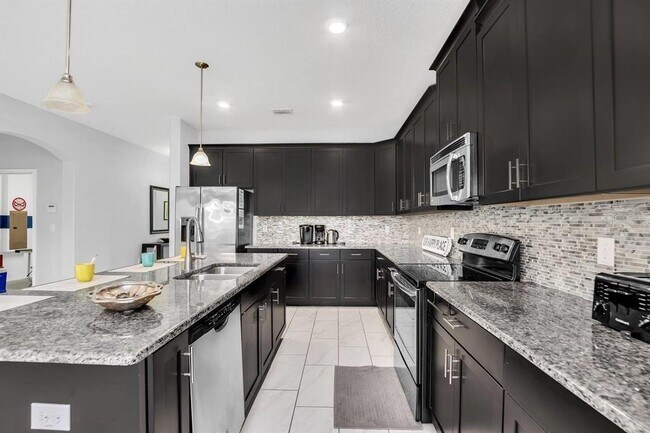 Building Photo - 5504 Solterra Cir
