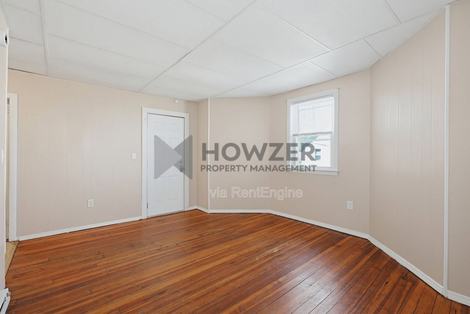 Building Photo - 116 Clark St