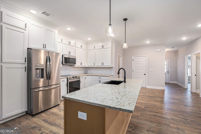 Building Photo - 138 Crestpoint Rd