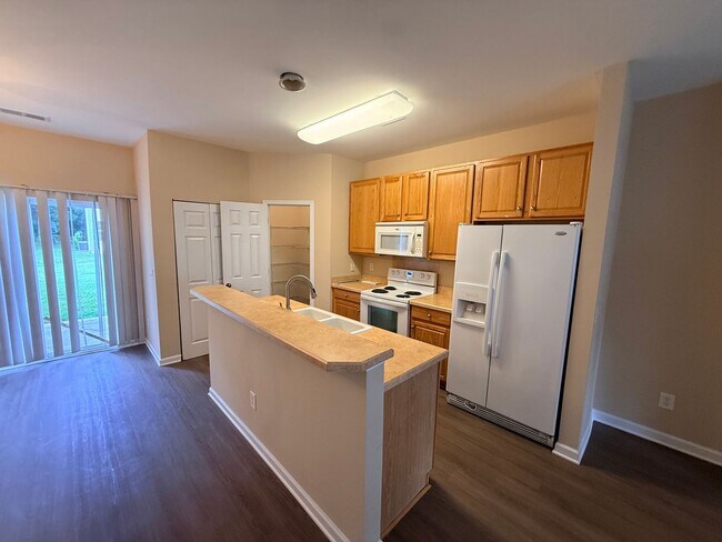 Building Photo - 1249 Liberty Bell Ct